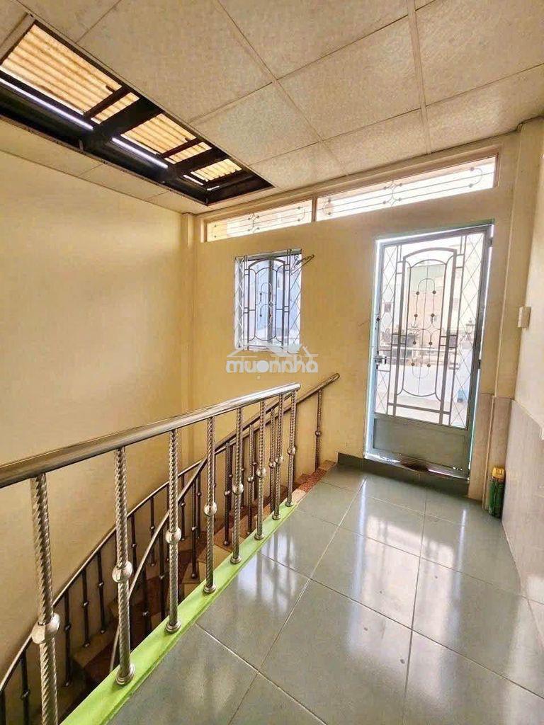 Bán nhà lê thị bạch cát q11| 3,5 x 12- 3 tầng | 5,2 tỷ - 3