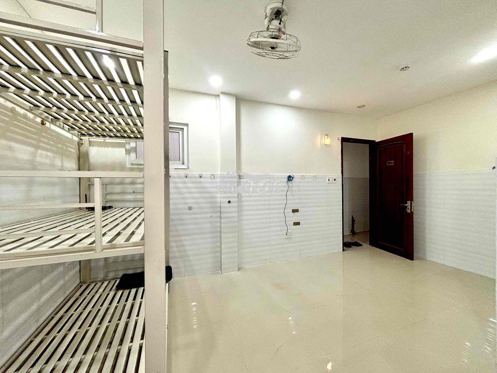 Đi bộ tới tdt full nội thất bao hết chi phí ở được 4-5ng gần rmit - 3