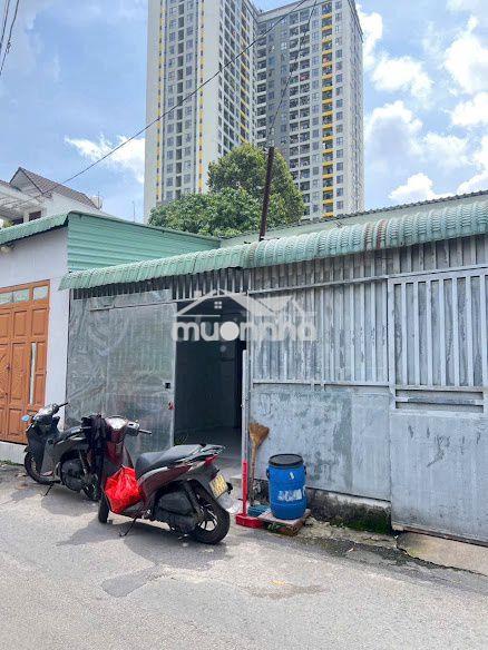 Bán nhà cấp 4 gác lửng mặt tiền đường phan bội trâu dĩ an