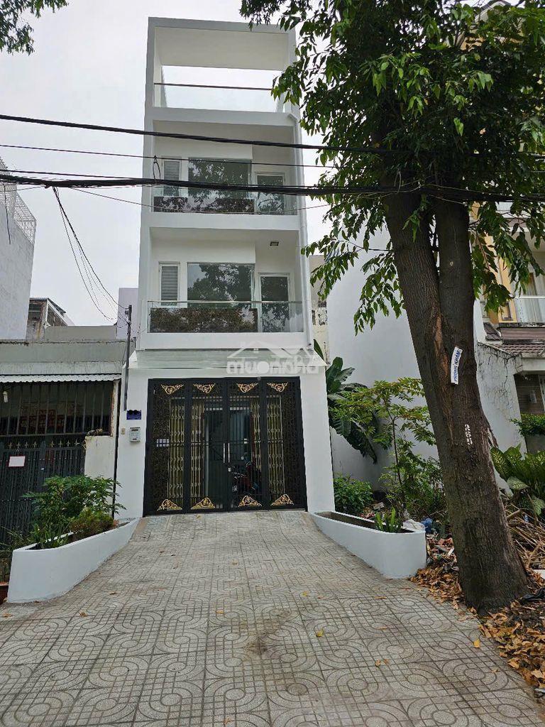 Bán nhà mặt tiền đường rộng 33m