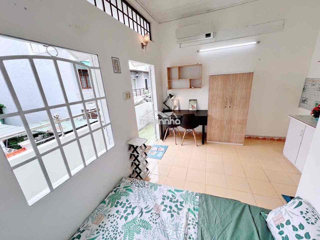 Studio ban công - full nội thất - cách đh tdt 1km - 2