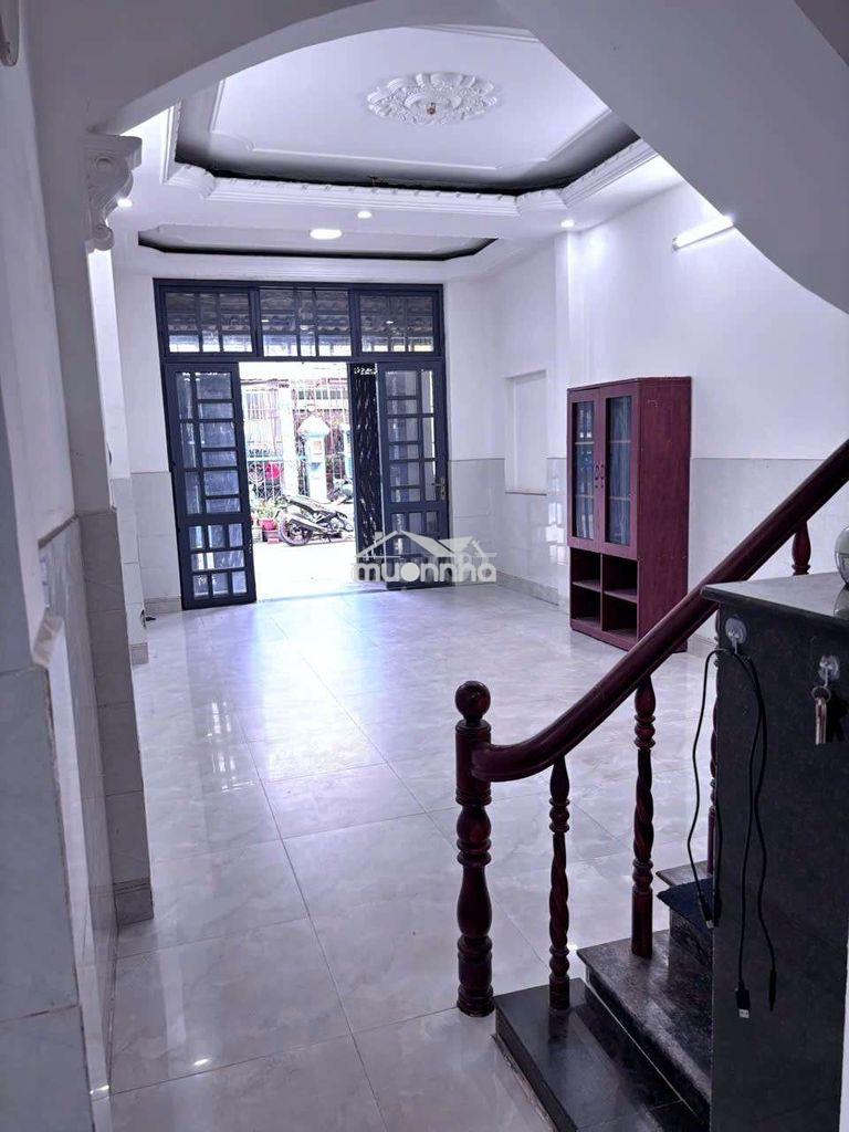 Cho thuê nhà xe tải thông gần chợ - 3