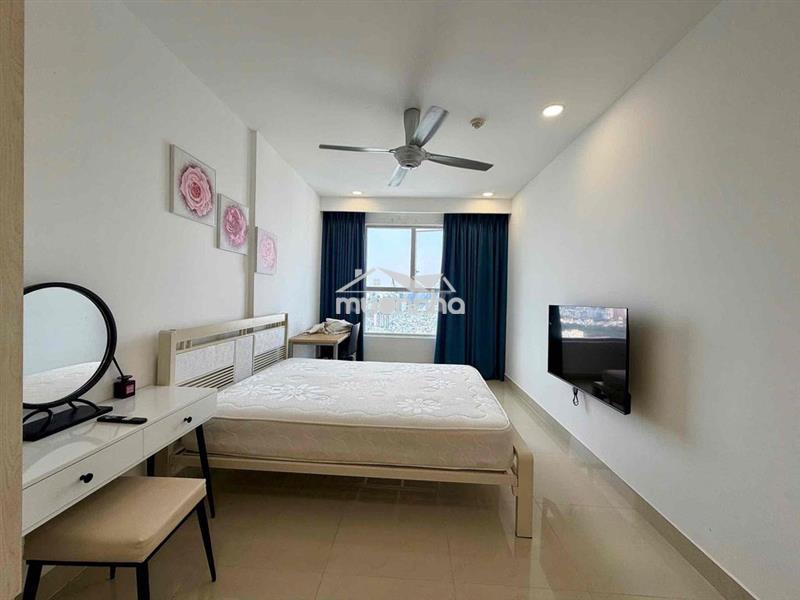 Bán căn hộ sunrise cityview q7 lh :
