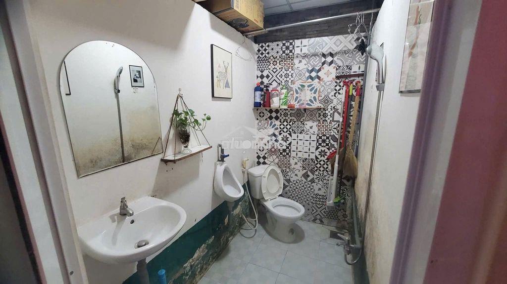 Cho th.u.ê mặt bằng gần vincom lê văn việt – q9 cũ - 10tr/th - 3