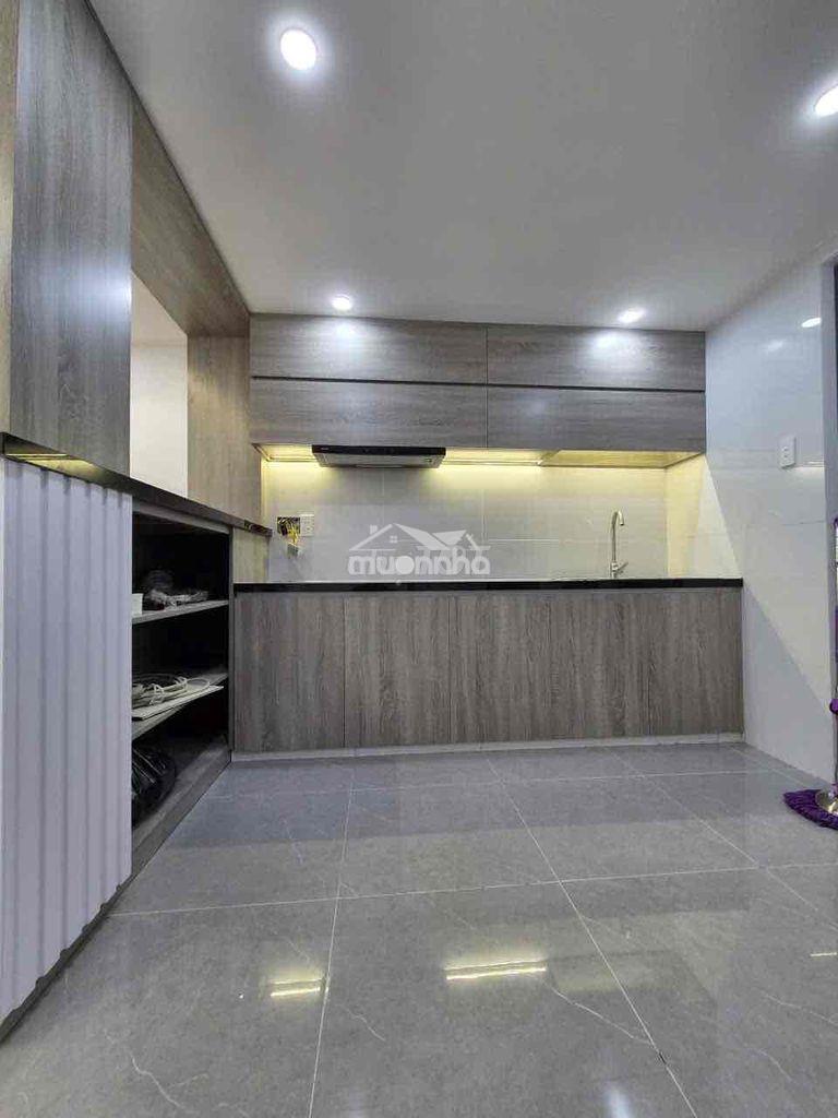 Bán nhà đẹp  vào ở ngay - đường nguyễn chí thanh - quận 11 - chỉ 15m r - 3
