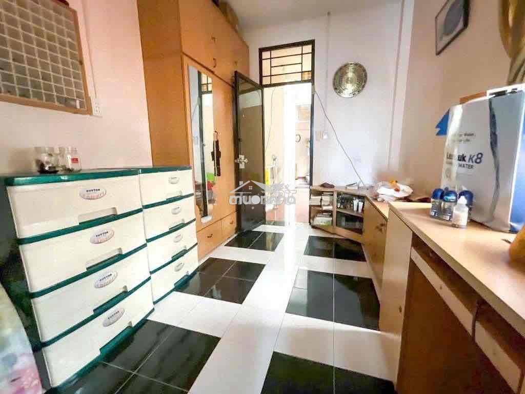 Bán nhà 57m2 hẻm 1/ kdc hh tôn thất thuyết p3 q4 - 4