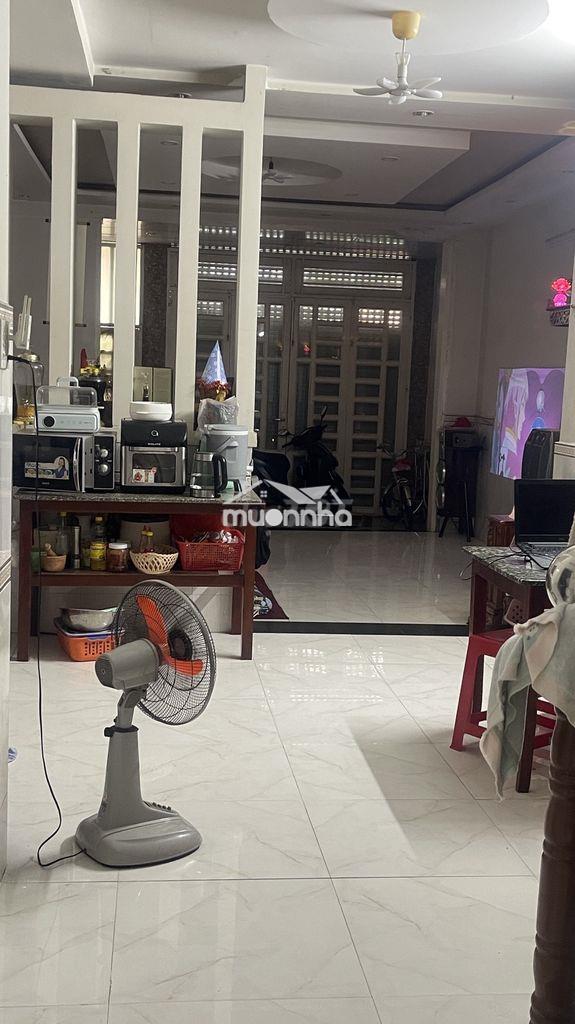 Bán nhà đang ở chính chủ  gần chợ hóc  môn - 3