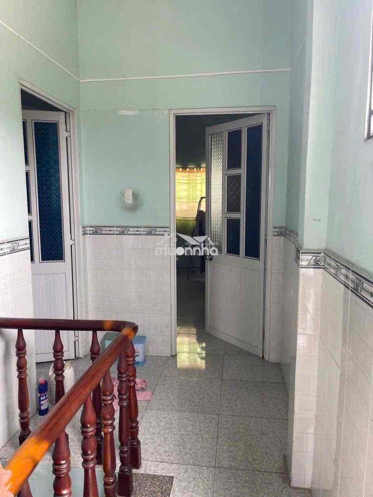 Bán nhà trệt lầu đường bê tông 4 m tại dĩ an ( sổ riêng ) giá bán gấp - 4