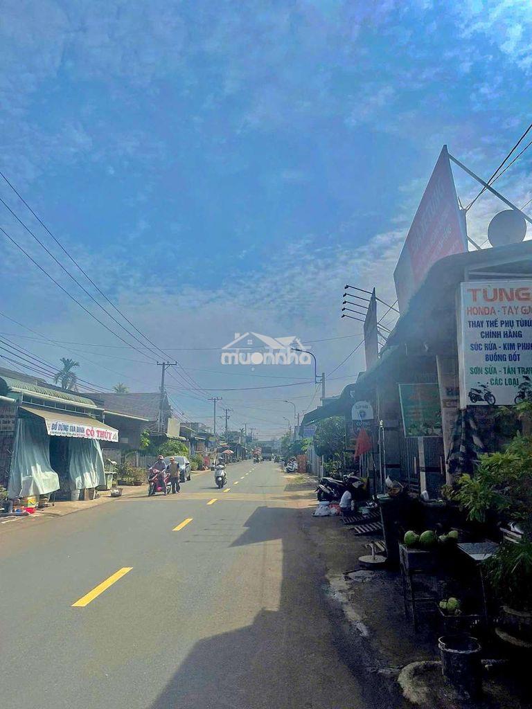 Đất nền bảo vinh với 203m2 thổ cư , sổ riêng khu dân cư đông đúc