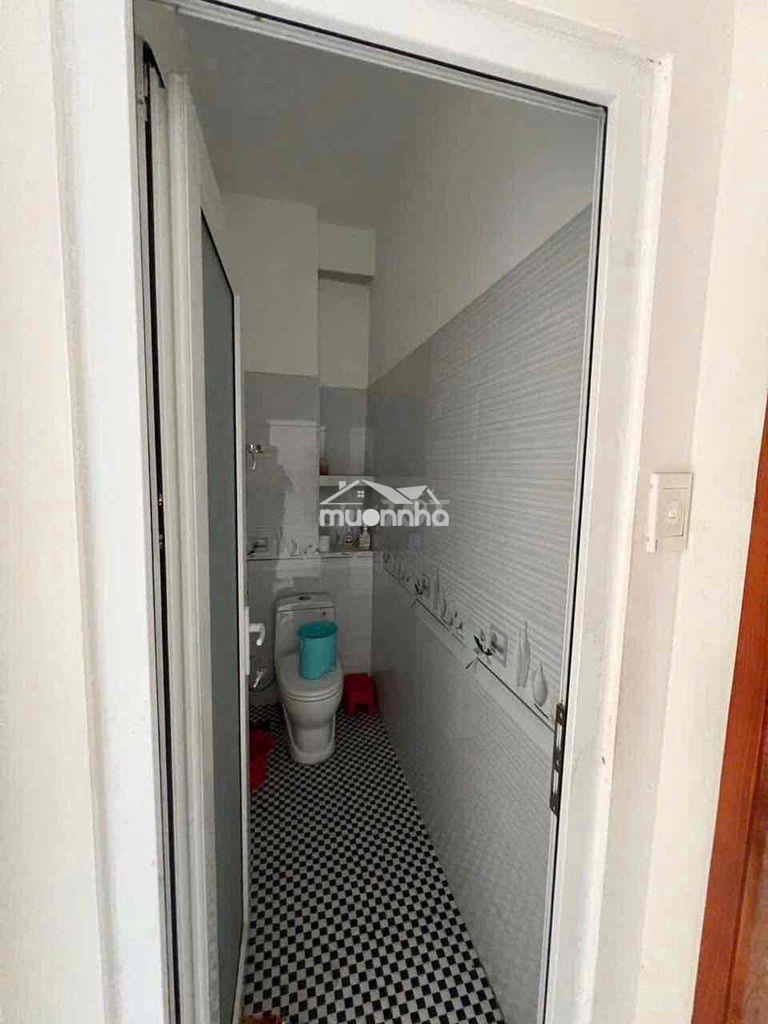 Nhà cho thuê tại xóm lá p7 q8 cũ - 4