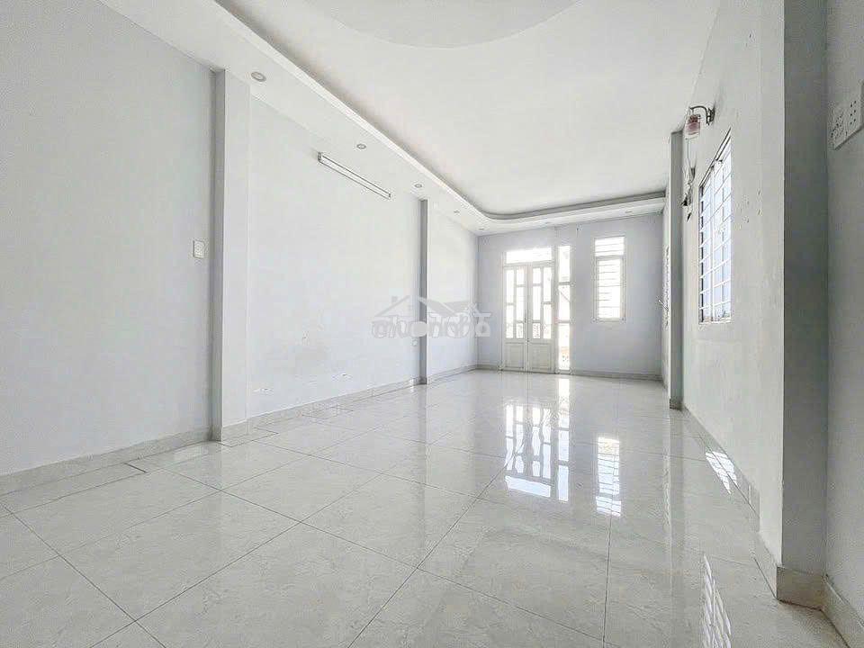 🔴 Nhà hẻm 6m xe hơi trước nhà dạ nam p2q8 - 4