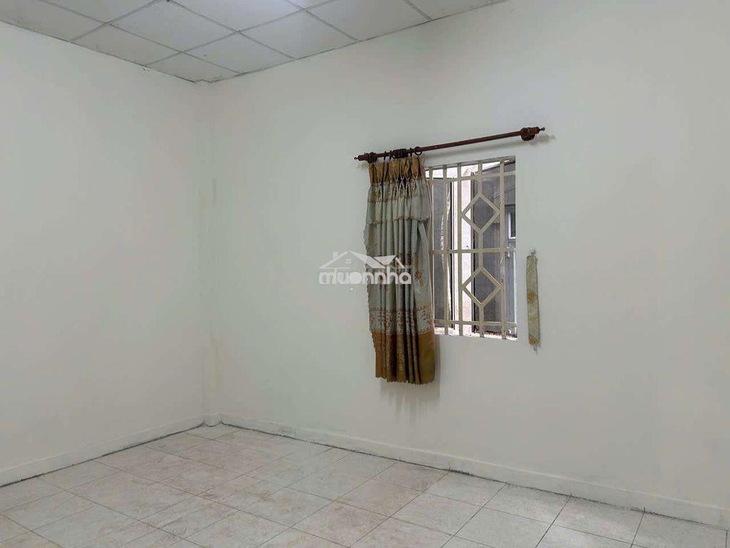 Nhà cho thuê xe hoi ngủ trong sân p 12 gò vấp  - 2
