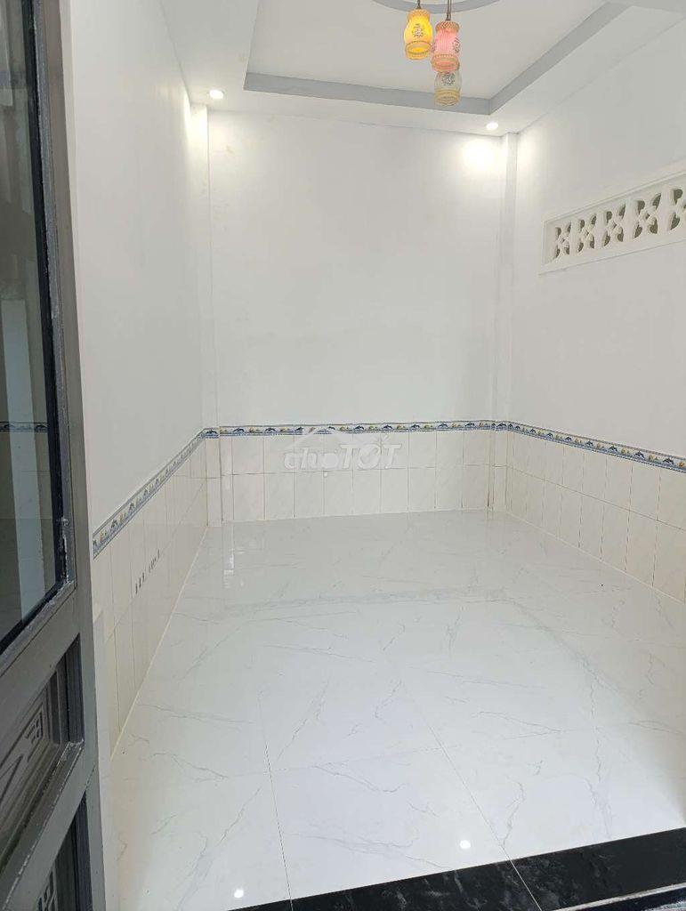 Gần chợ gần trường cấp 1 cấp 2 hẻm thông với mặt tiền đường  - 2