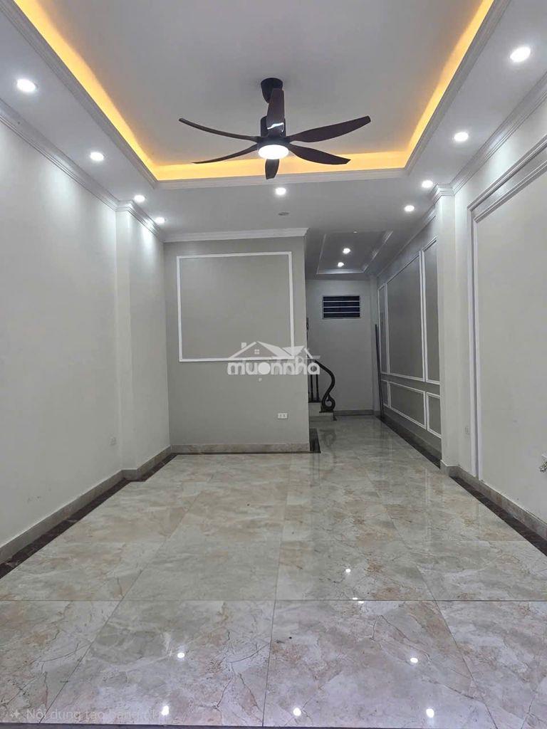 Cho thuê nhà 5 tầng thang máy vạn phúc