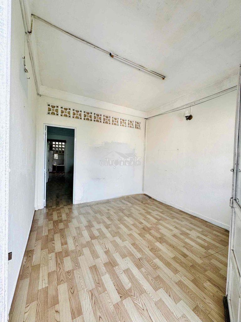 1.95 tỷ chung cư chợ hoa đầm sen /2pn / shr - 3