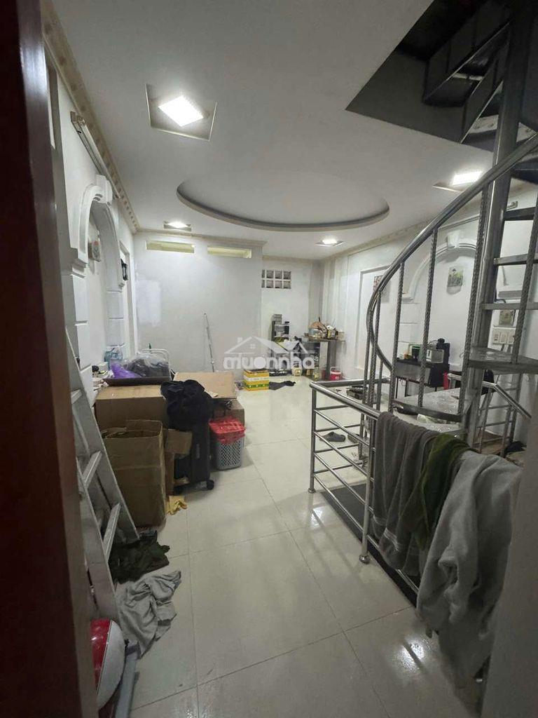 Nguyên tầng 2pn - 1wc - hẻm xe hơi - 3