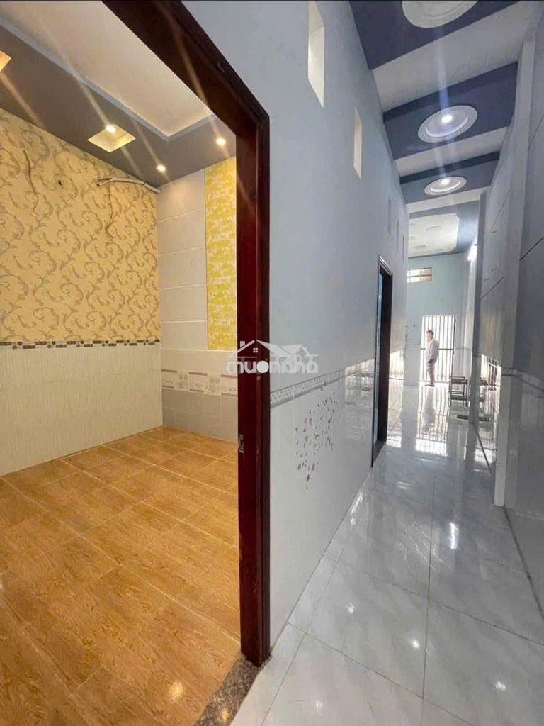 Nhà cấp 4 phong phú, hơn 200m2/1tỷ250. 2pn,1wc, shr, có thổ. giá tổng - 4