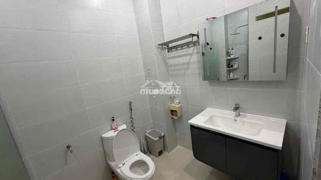Nhà trệt 3 lầu 4pn, h3g điện biên phủ q3, dt 40m2 - 4