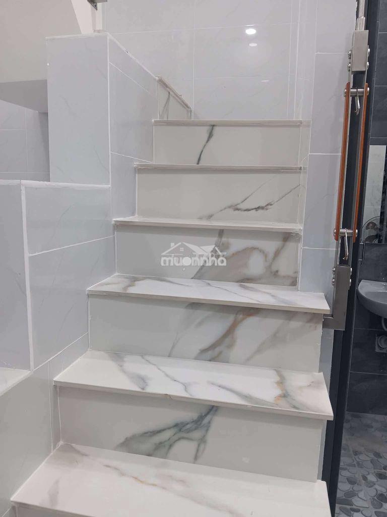Nhà cho thuê 7 triệu 2 pn  - 4