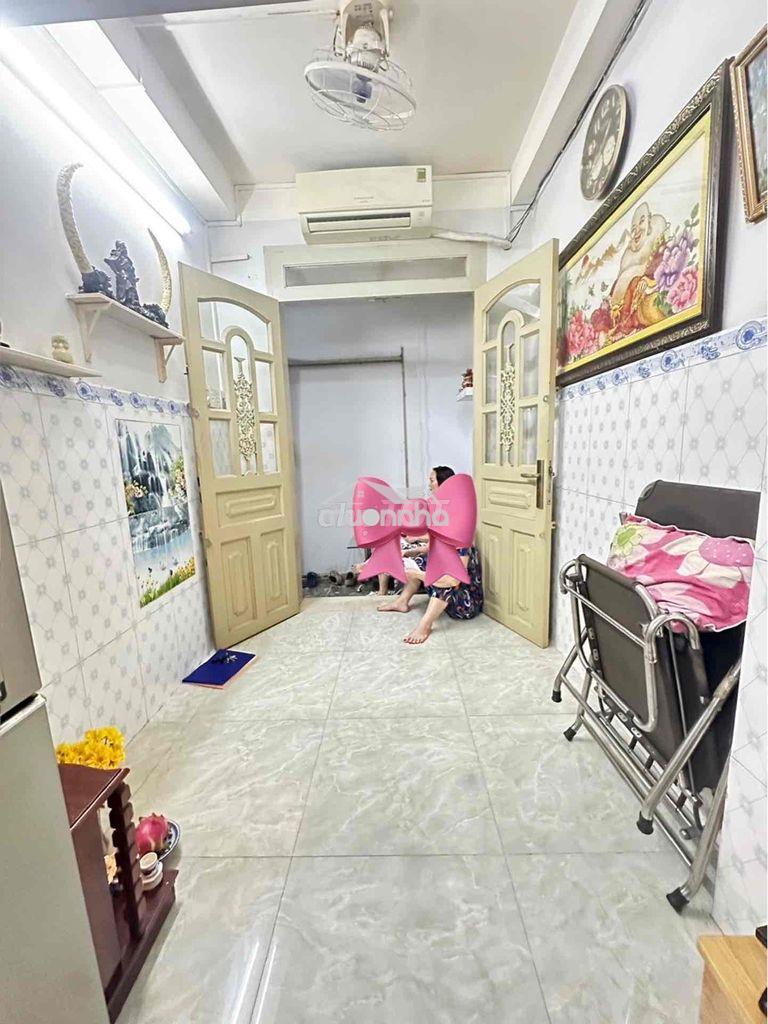 🏡 Trệt 3 lầu sổ hồng riêng gần ngã 4 hàng xanh