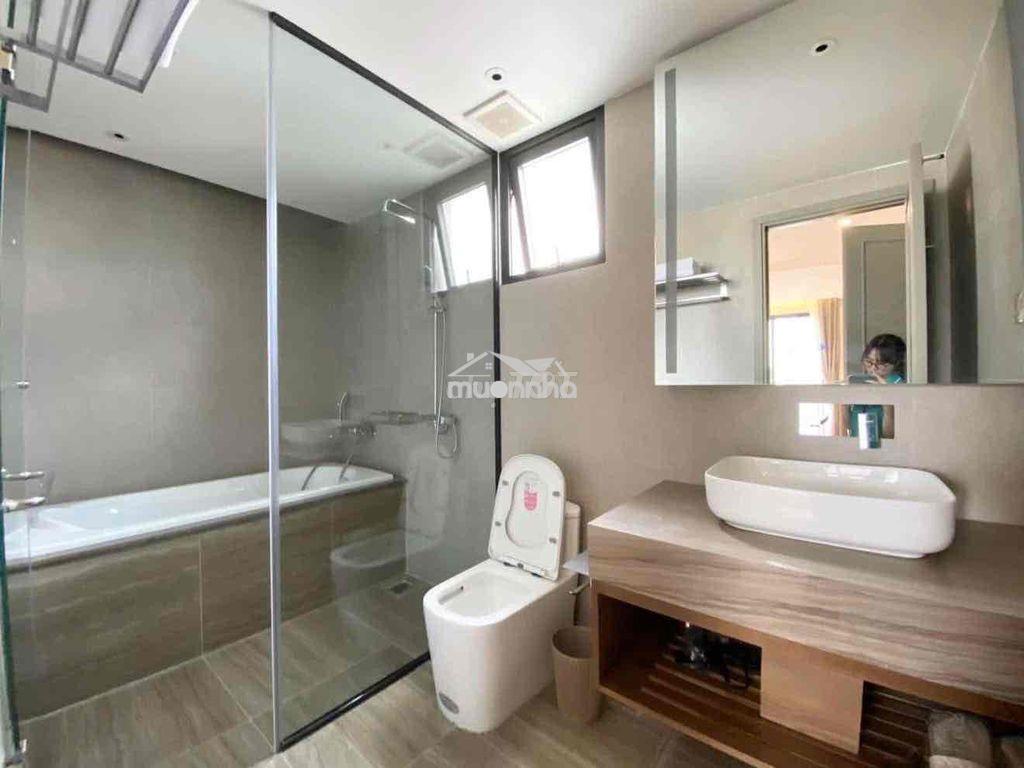 Căn hộ ban công full nội thất - ngay trung tâm q7 - 4