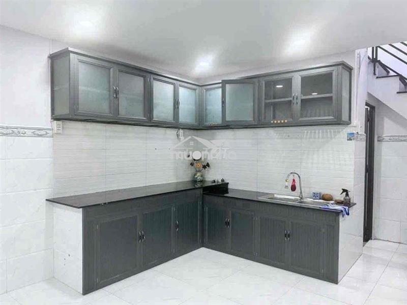 🏠Cho thuê nhà nguyên căn hẻm c phạm hùng bình hưng  👉 nhà mới sơn sữa