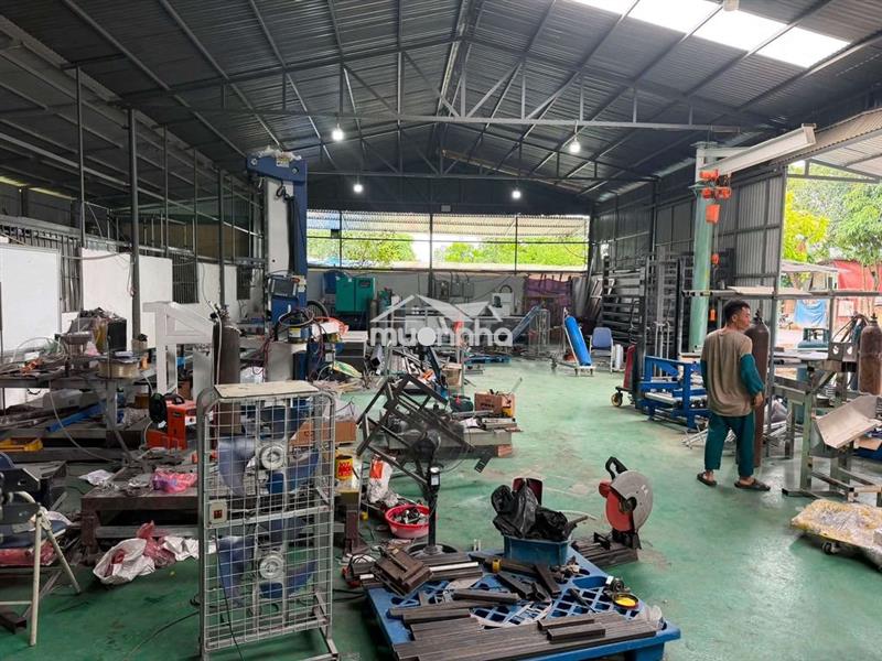 Cho thuê nhà xưởng dĩ an bình dương
  320m2
giá thuê 20 triệu/tháng