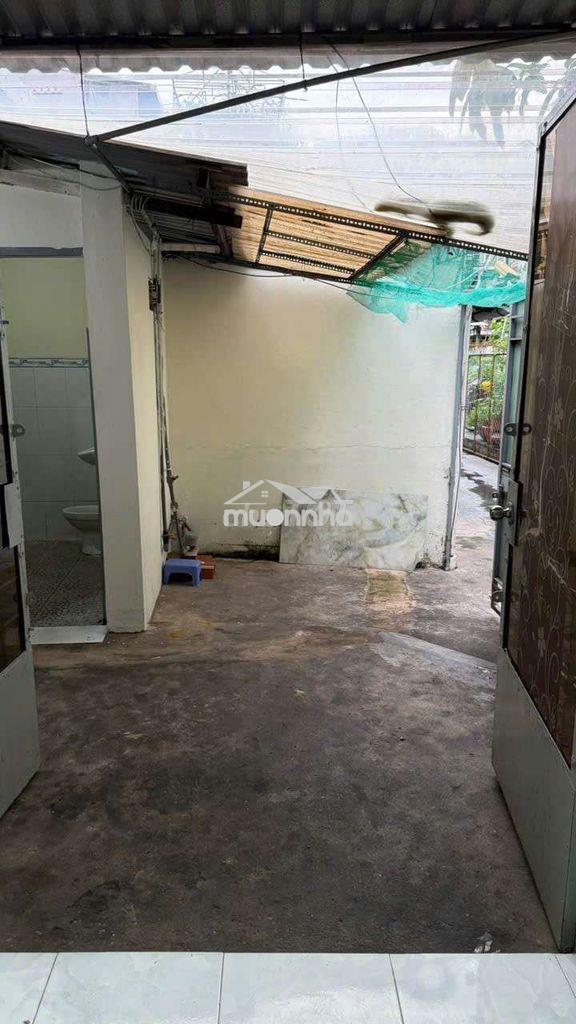 Cho thuê nhà ngay học viện cán bộ chu văn an  - 3