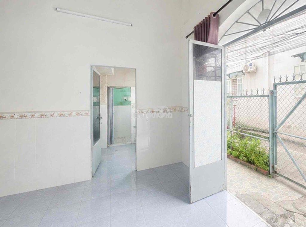Nhà bán cạnh hẻm xe hơi gần chợ thủ đức - 2