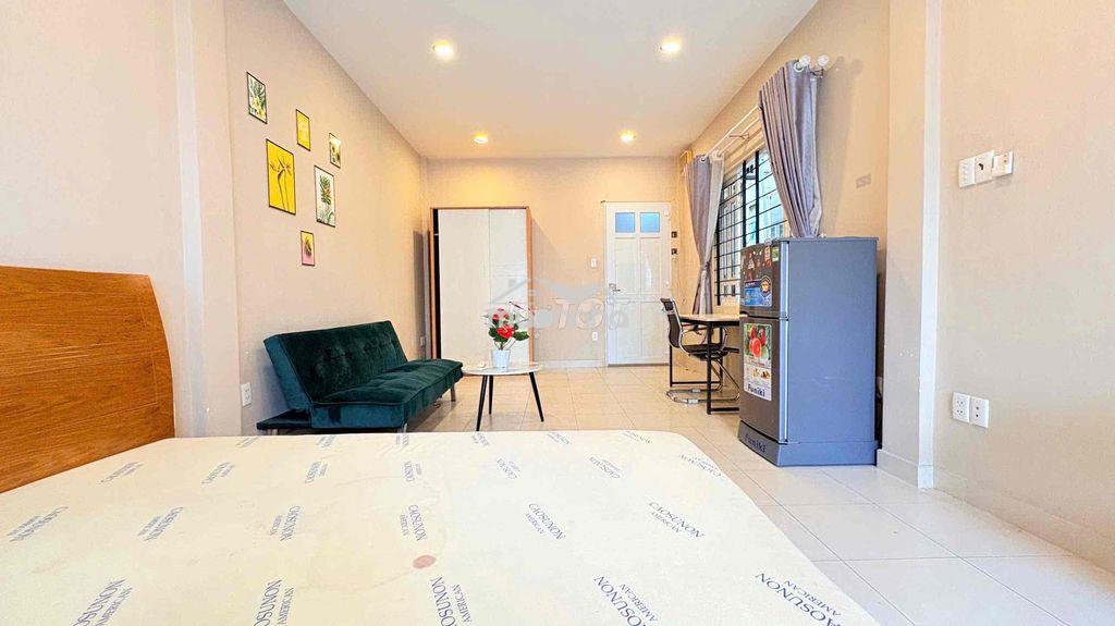 Cho thuê 2pn nguyên tầng 70m2 ở 3-4 người ngay cầu lê văn sỹ. giảm 500 - 3