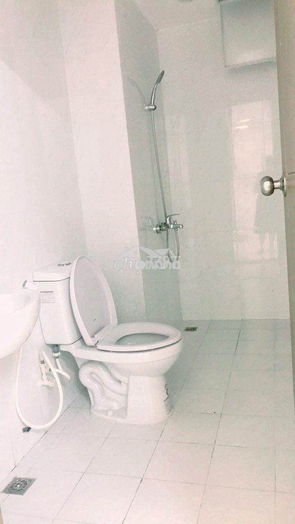 Bán căn hộ green town, căn góc 51m2/2pn có ban công, giá cđt, ck 16% - 4