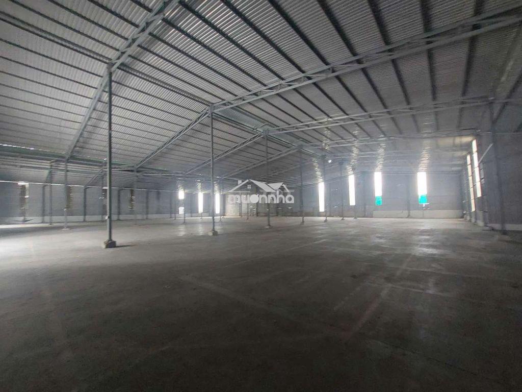 Cho thuê xưởng 3000m2.pccc vách tường ,sx đa nghề ,giá 140 triêu/tháng - 2