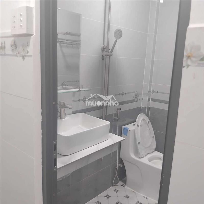 Nhà mới xây cho thuê