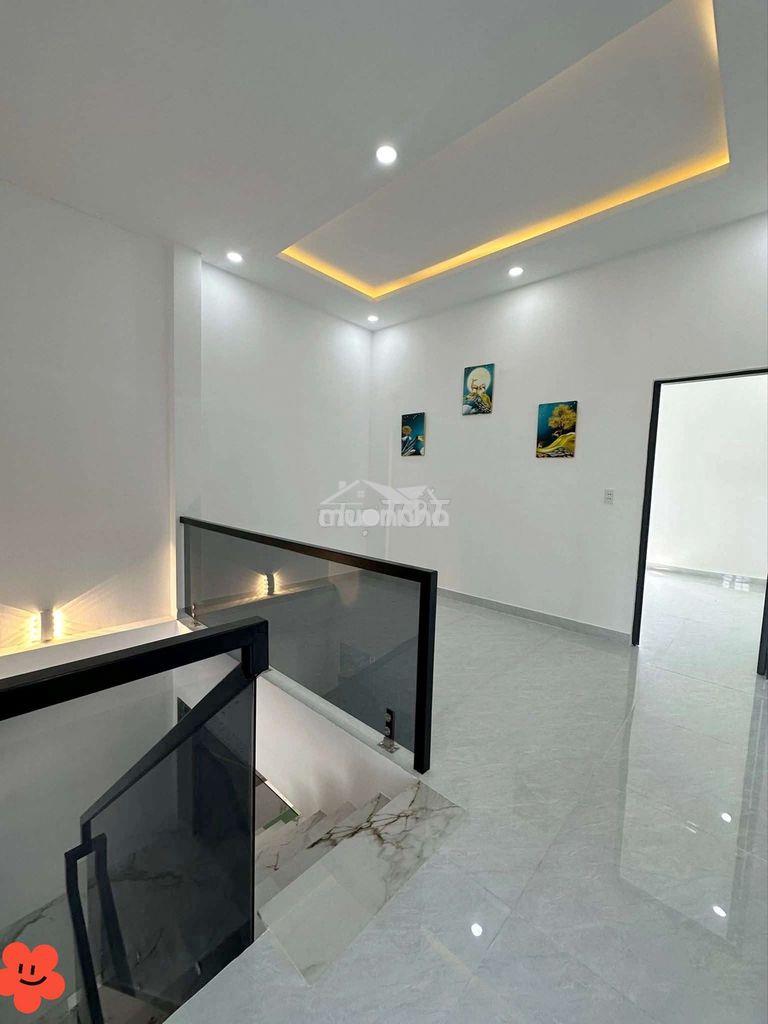 Nhà đẹp 2tầng - 66m2(4,2*15)-hxh phạm văn chiêu, gò vấp. chỉ 5tỷ6 - 4