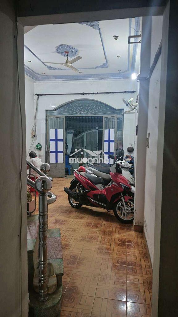 Nhà bán 4,2 x 24m 3tầng, phường tân sơn nhì sát chợ võ thành trang