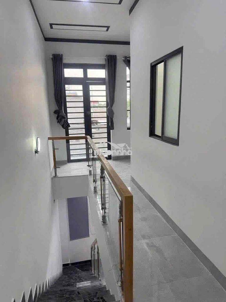 Nhà kp2 long bình chợ điều nhà đẹp đất sạch thương lượng chính chủ nga