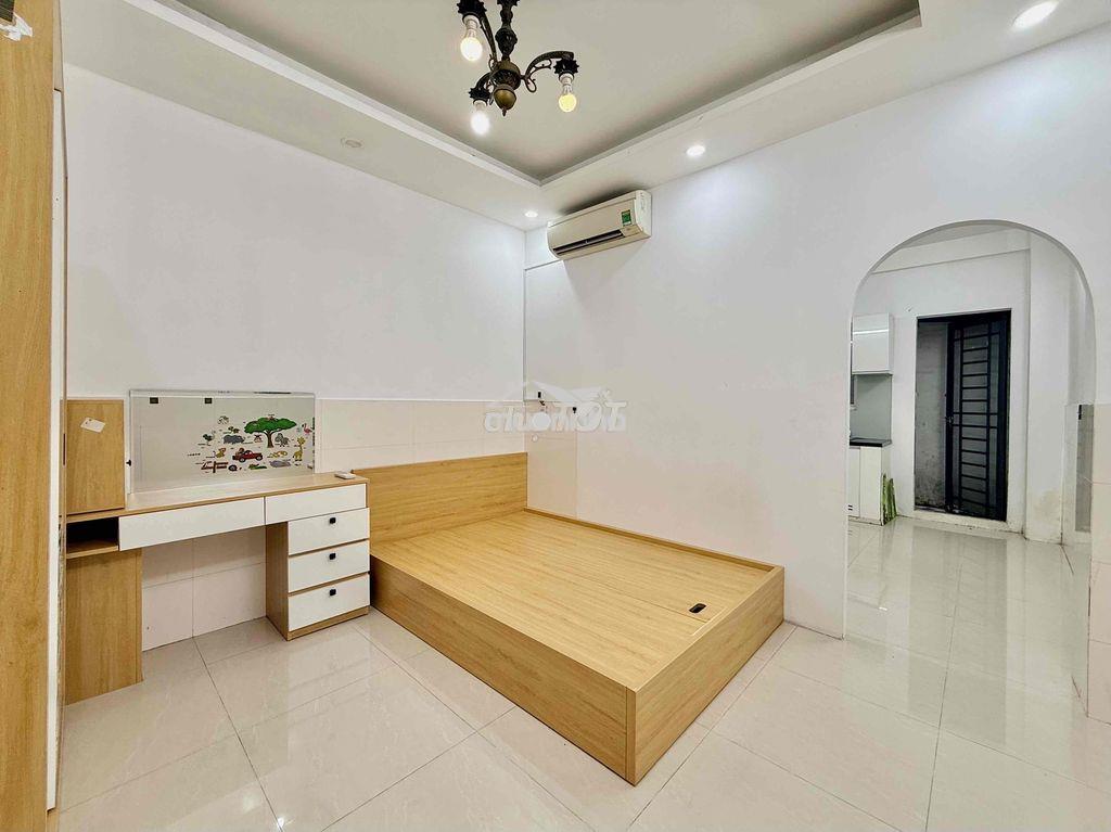 Chdv 1pn tách bếp - full nt - ngay chợ hoàng hoa thám - 3