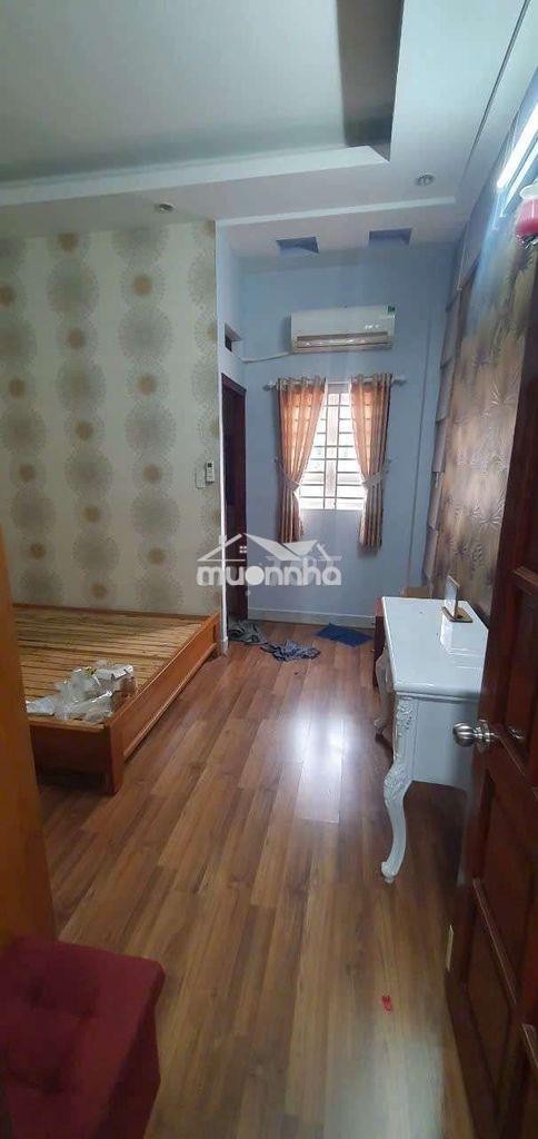 Cho thuê nguyên căn nhà 2 lầu, sạch sẻ có nội thất - 4