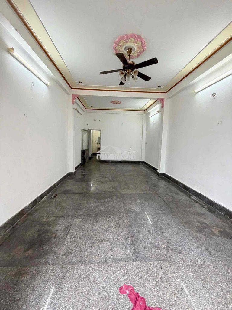 Nhà 3 phòng trục chính hẻm 30/4