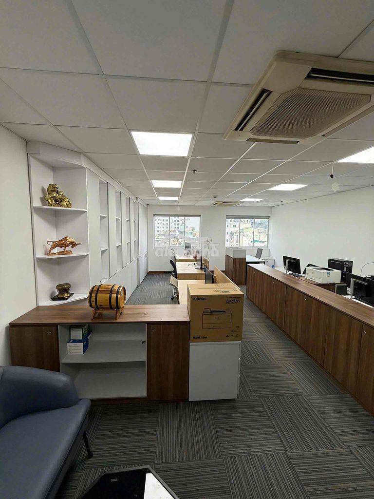 Chính chủ cho thuê sàn vp ngay chợ bến thành có 2pn ful nt giá 36tr ạ