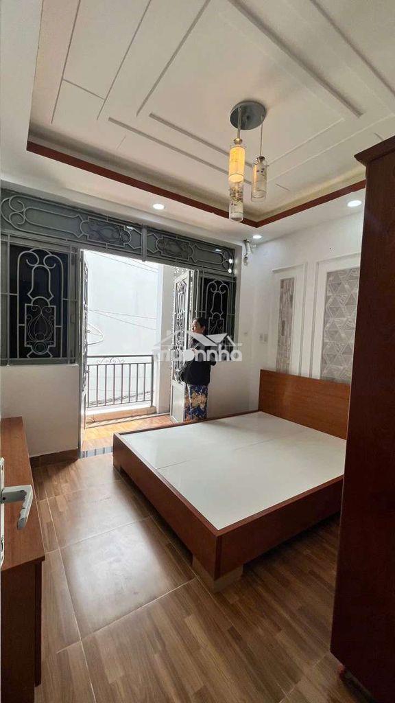 Nhà có nội thất sẵn, 2pn, 2wc. giá 7tr. hẻm pagat