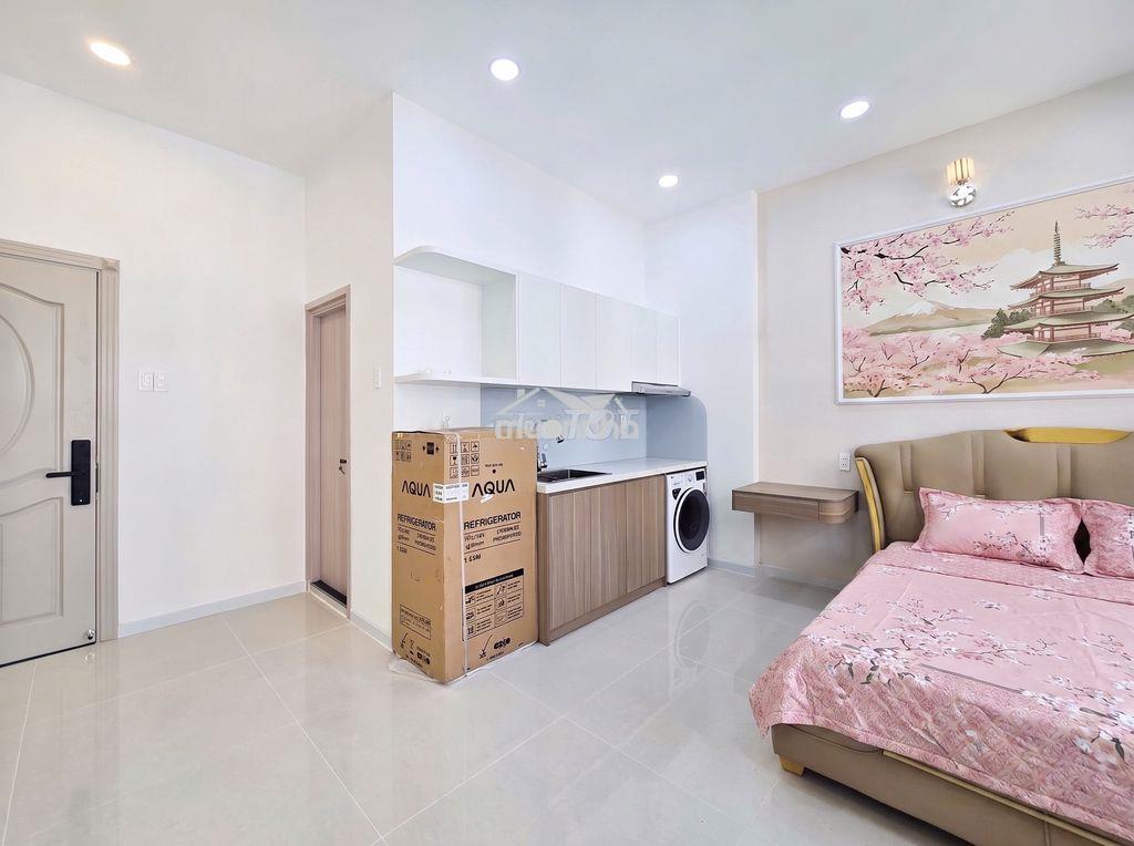 Phòng đẹp, có sẵn máy giặt riêng, rộng rãi cho 2 người ngay quận 7 - 2