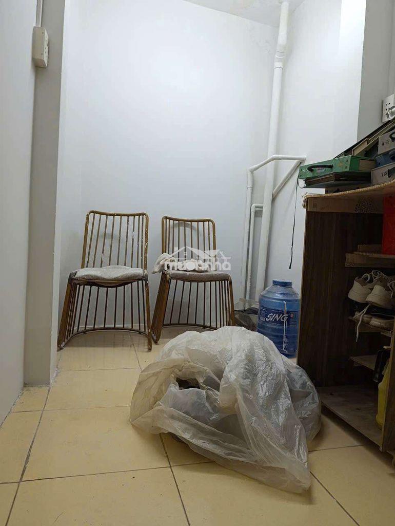 Nhà sạch sẻ 2 lầu 2 phòng ngủ  - 2