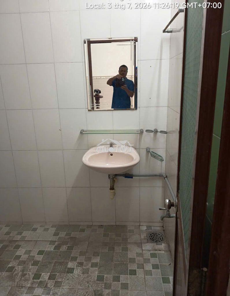 Cho thuê nhà 150m2 1 trệt 1l 3pn đường oto ql13 hiệp bình phước 22tr - 4