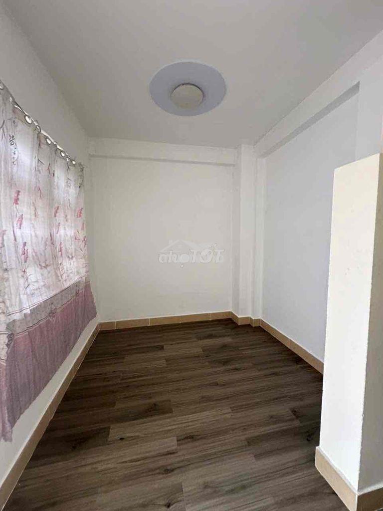 2pn, tách bếp hình sao phòng vậy