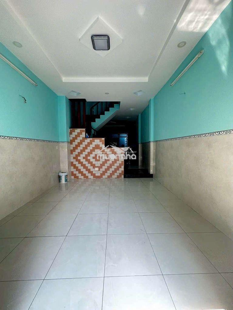 Nhà mới sơn 4pn 4wc hẻm ô tô gần gò vấp dt 4x18m, có sân thượng - 2