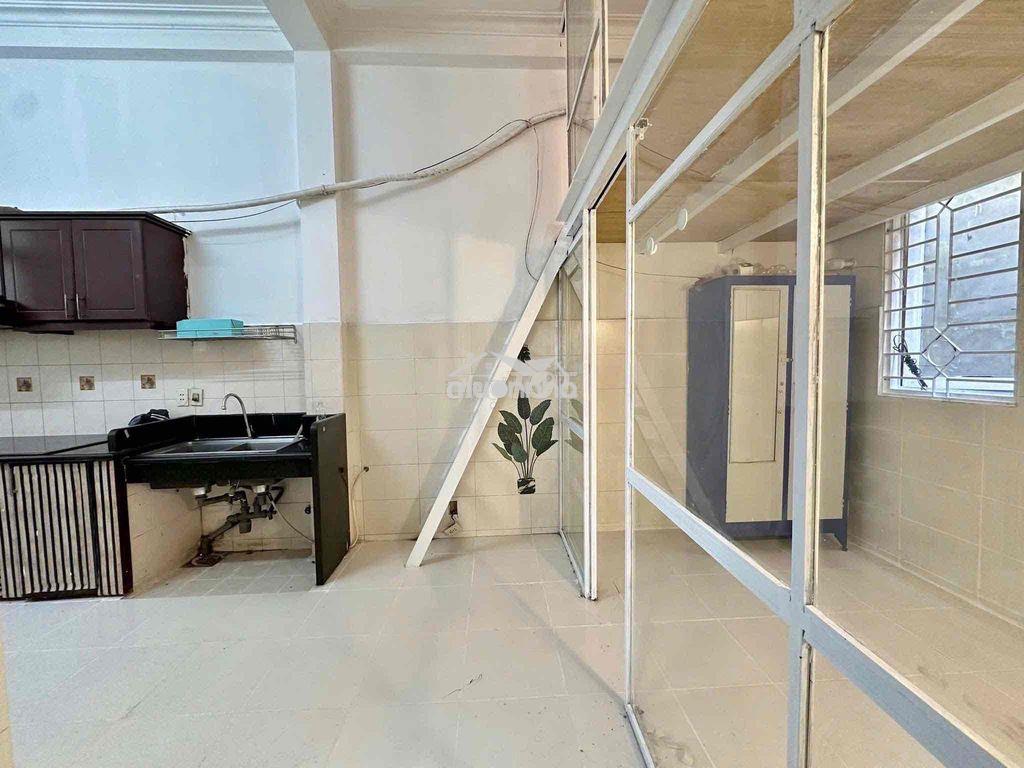 Chính chủ cho thuê duplex 2 không gian ngủ siêu rộng gần tô hiến thành - 2