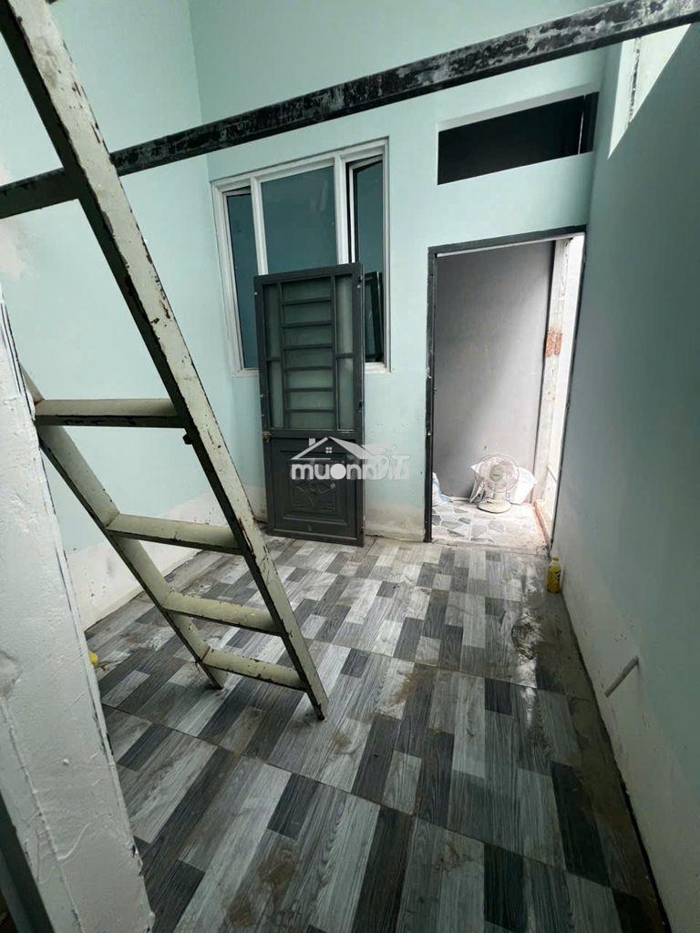 Duplex mới 100% gần iuh vlu cao đẳng hồng đức có gác cao ko đụng đầu