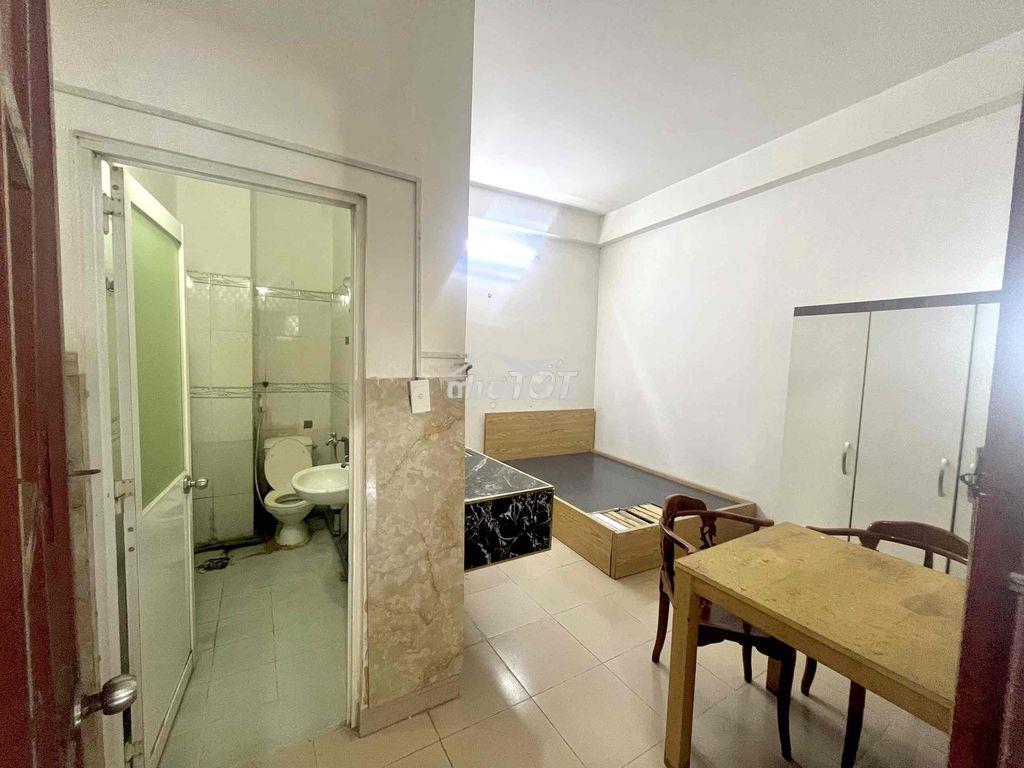 Cho thuê studio full nội thất, cửa sổ thoáng giá rẻ chỉ 3tr - 2