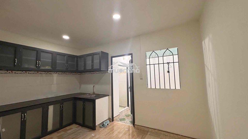 Nhà 2 tầng - 72m2 - 4pn - ngay hiệp thành city - chỉ 3,6tỉ - 2